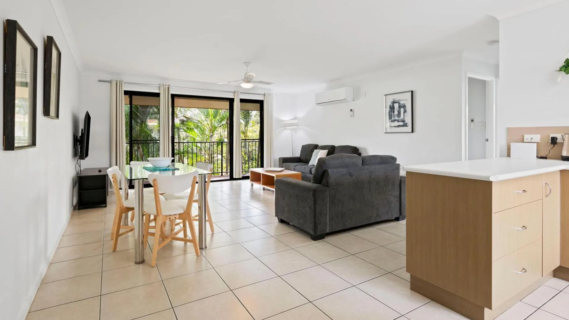 **** Appart hôtel Arlia Sands Apartments Hervey Bay Australie